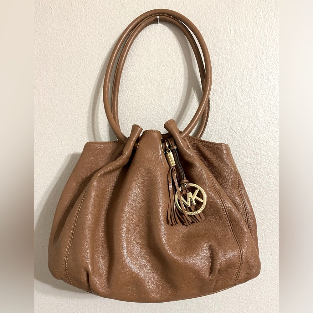 Michael Kors Skorpios Brown Pebble Leather Drawstring Tote Shoulder Bag MK Charm